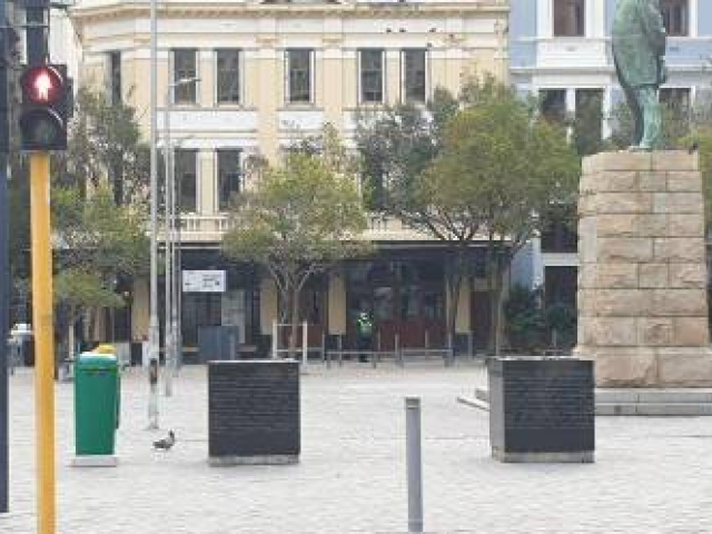 Empty streets (3)